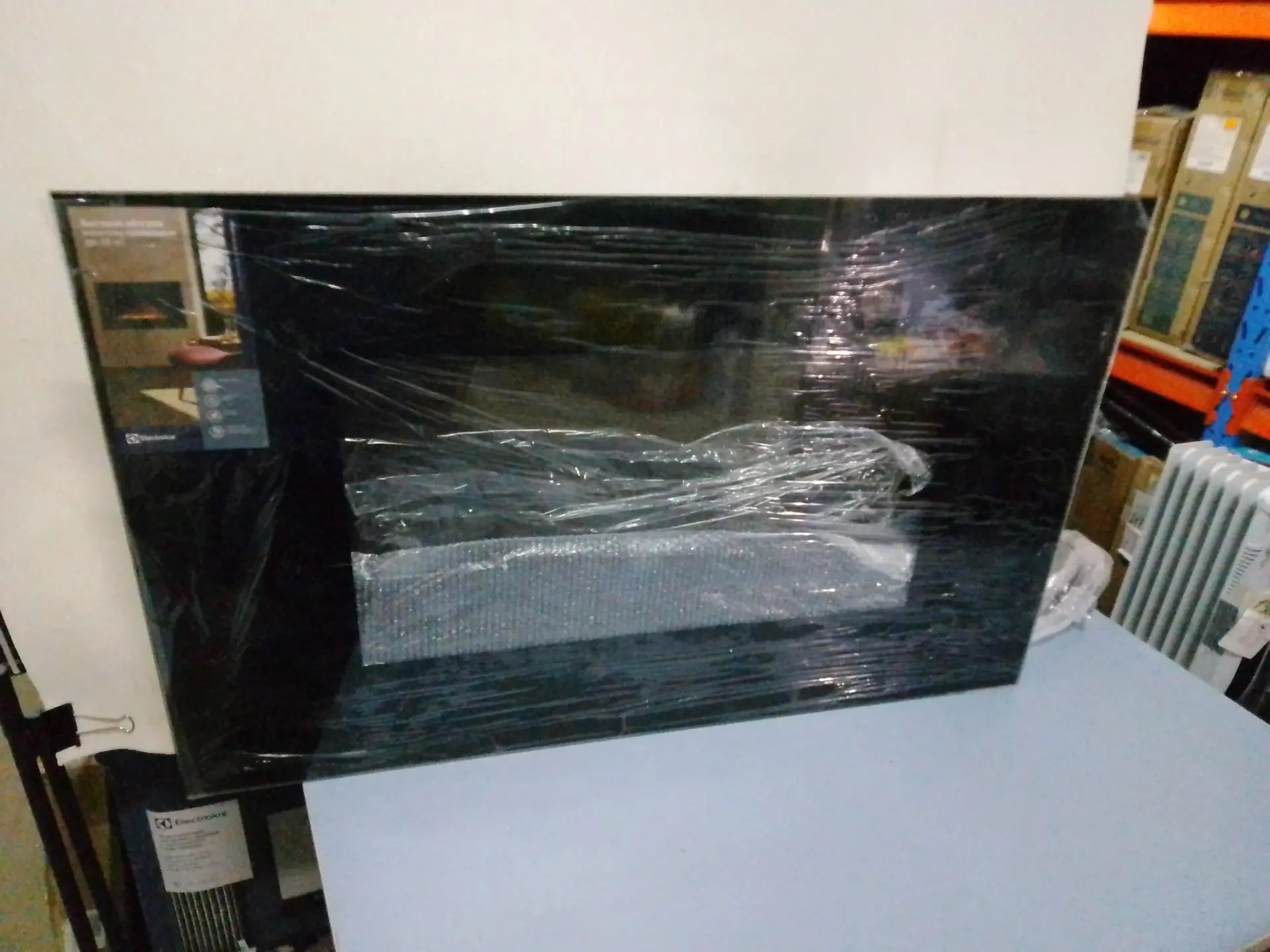 Электрокамин Electrolux EFP/W-1250ULS