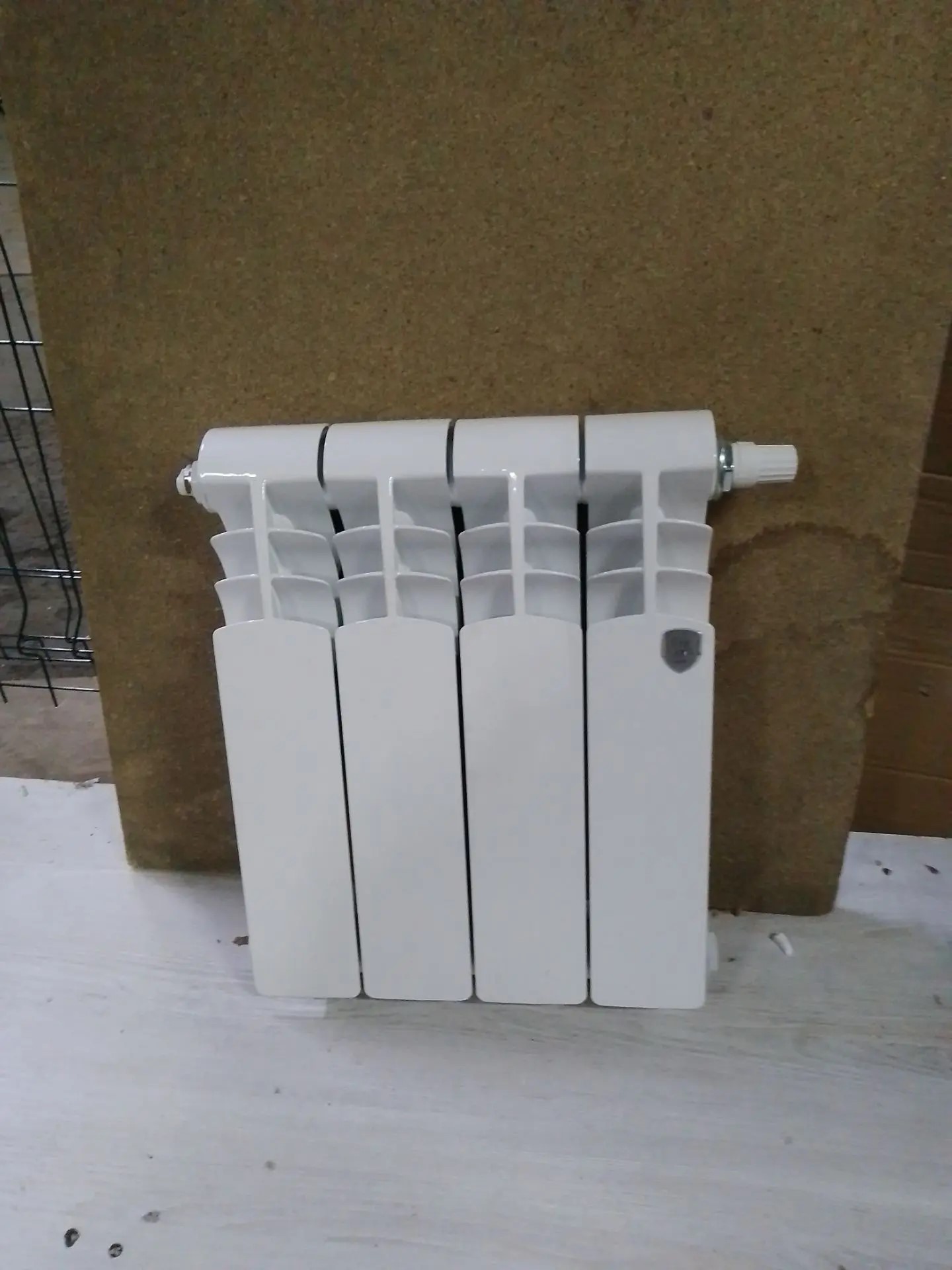 Радиатор Royal Thermo Vittoria 350 VDR - 4 секц.