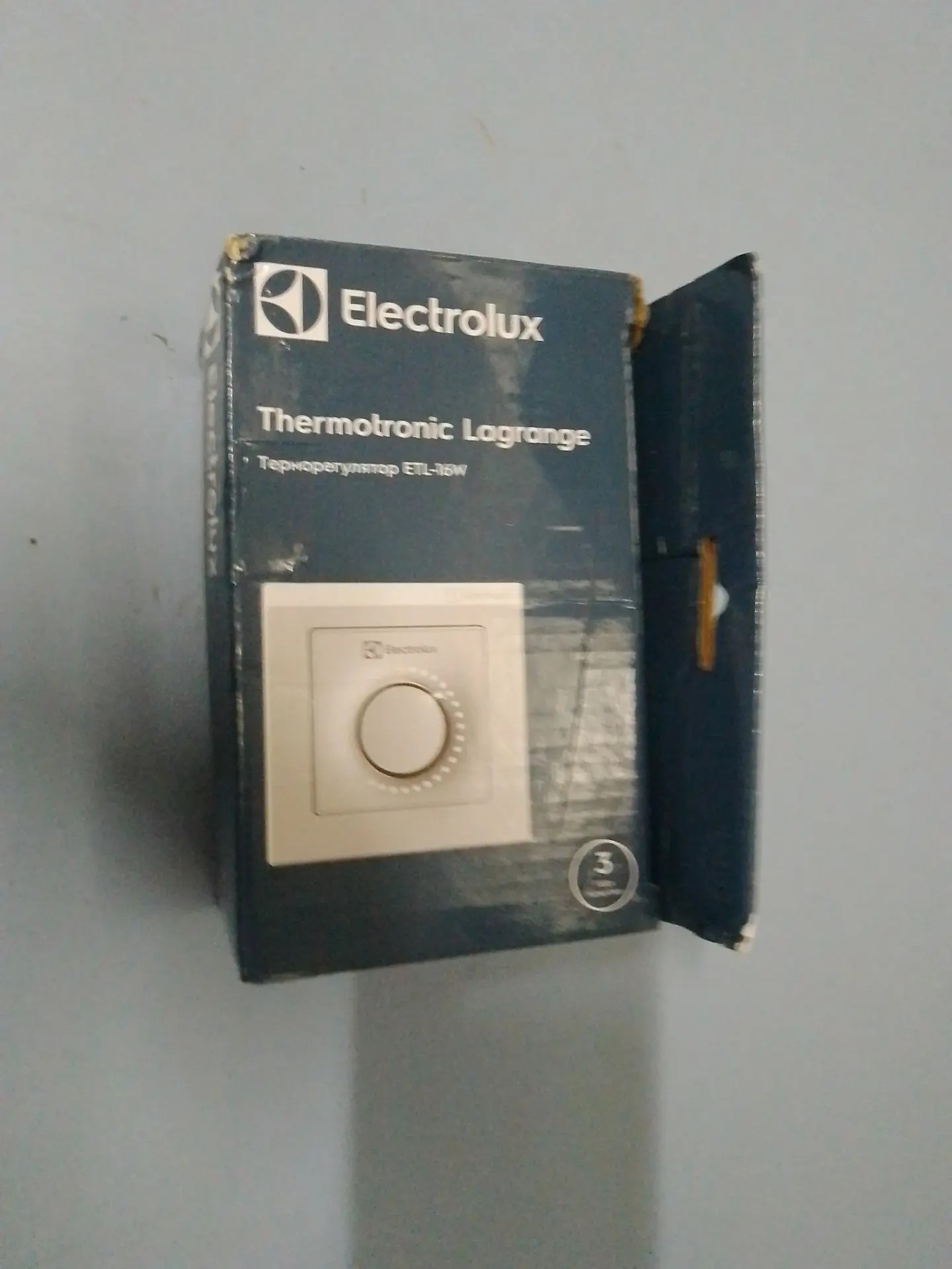 Терморегулятор Electrolux ETL-16W белый