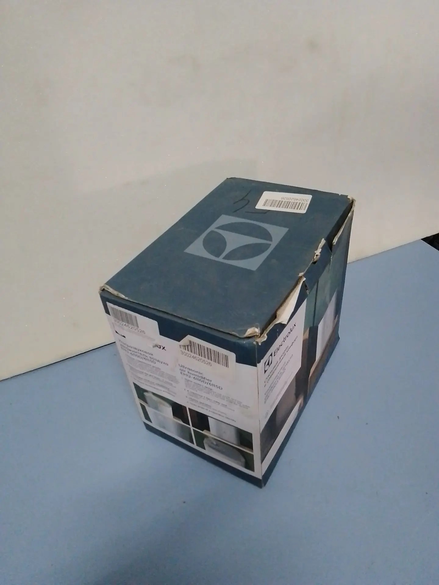 Увлажнитель воздуха ультразвуковой Electrolux EHU-6110D