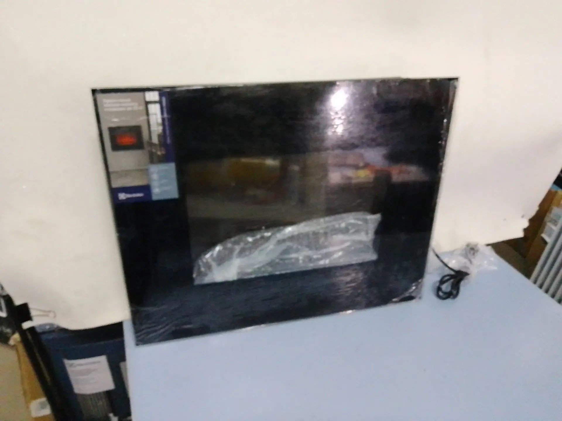 Электрокамин Electrolux EFP/W-1100ULS