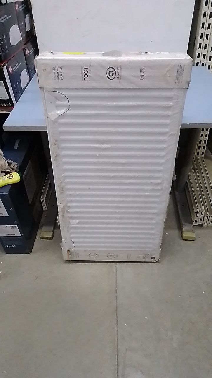 Радиатор панельный Royal Thermo VENTIL COMPACT VC22-500-1000 RAL9016 M