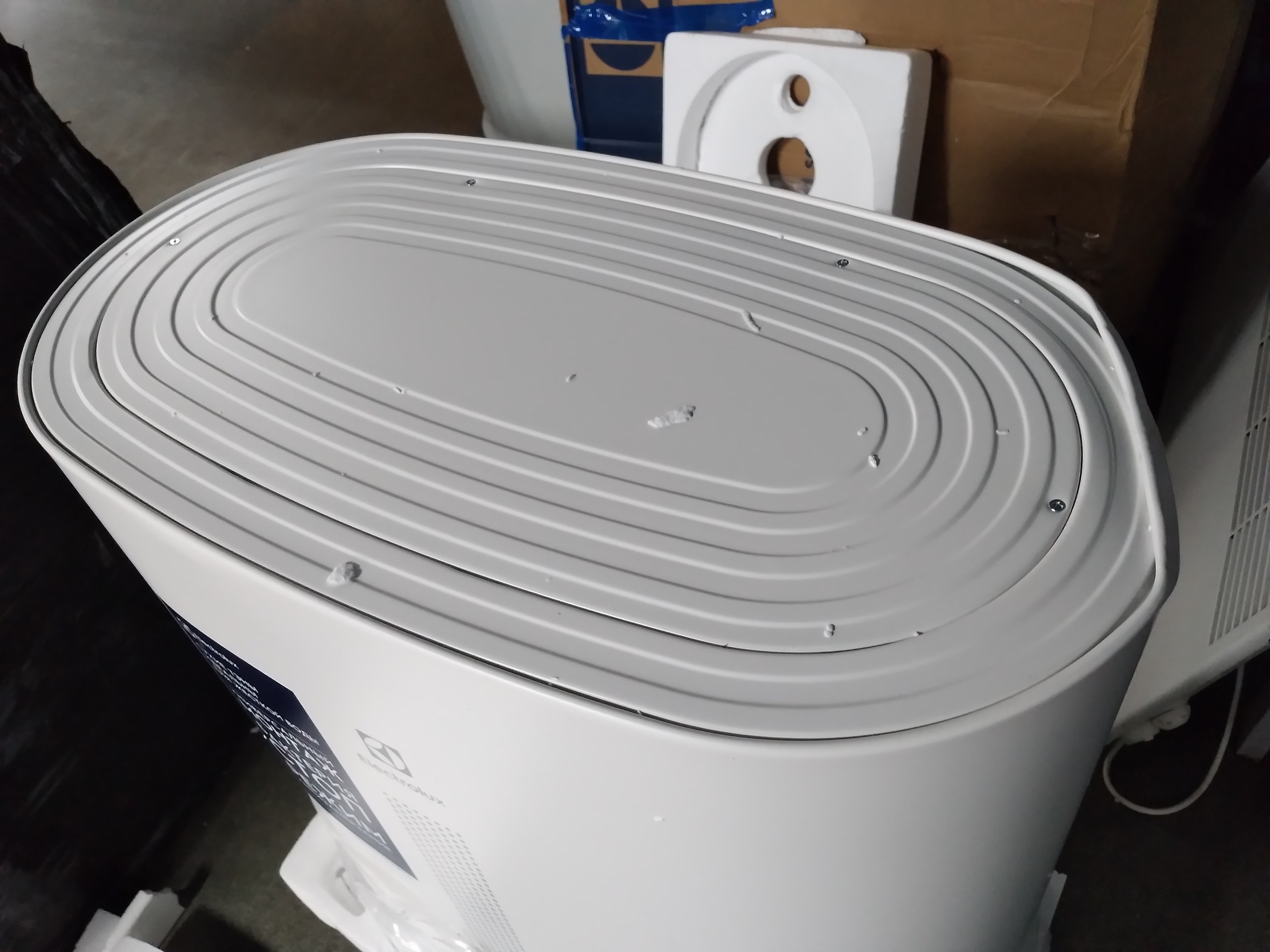 Водонагреватель Electrolux EWH 80 Gladius 2.0