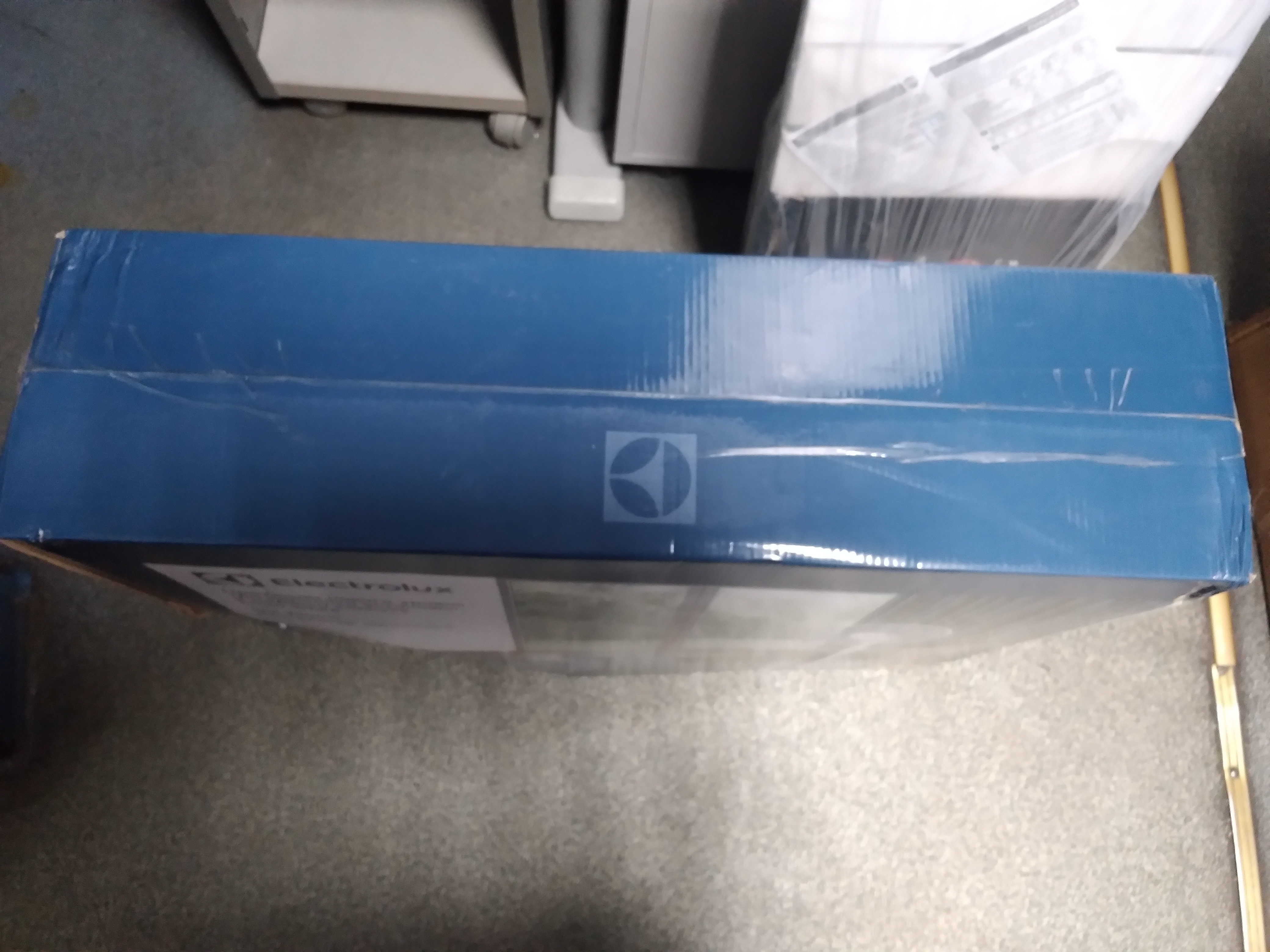 Вентилятор напольный Electrolux EFF-1006W